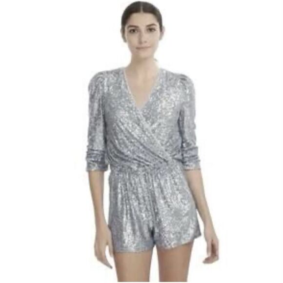 NWT Generation Love Silver Sequin Romper Small. Celebration Date Night Party - Picture 1 of 6